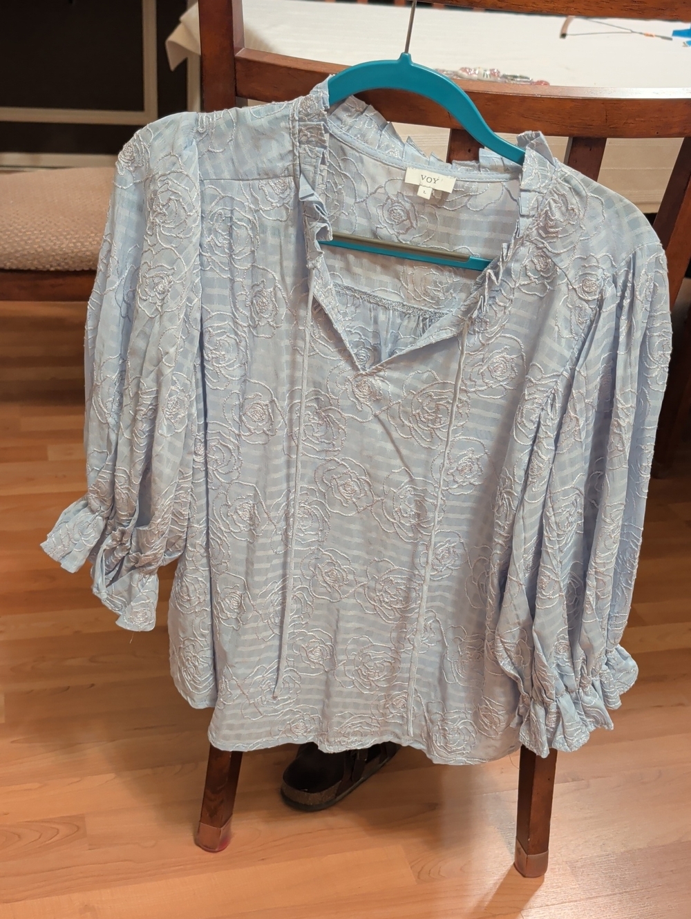 VOY Light Blue Embroidered Balloon-Sleeve Blouse